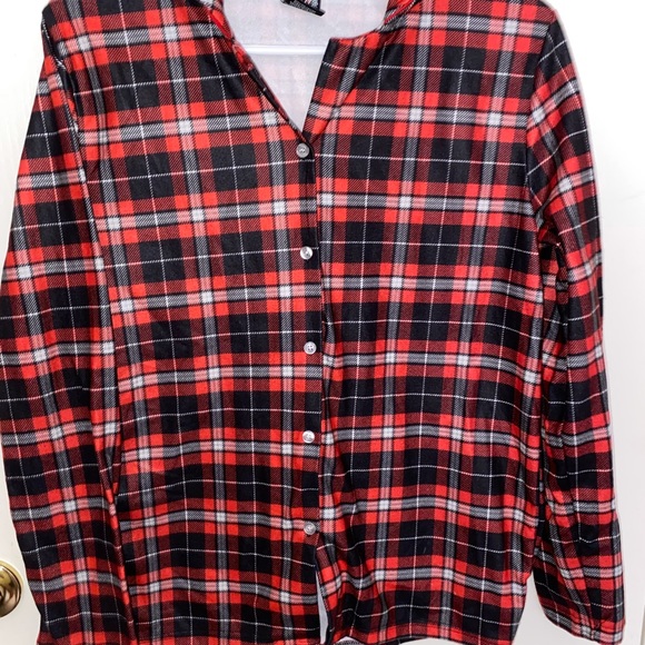 pjs and present - Picture 1 of 4